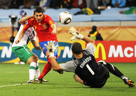 半场:最强阵容火拼场面沉闷 西班牙暂0-0葡萄牙