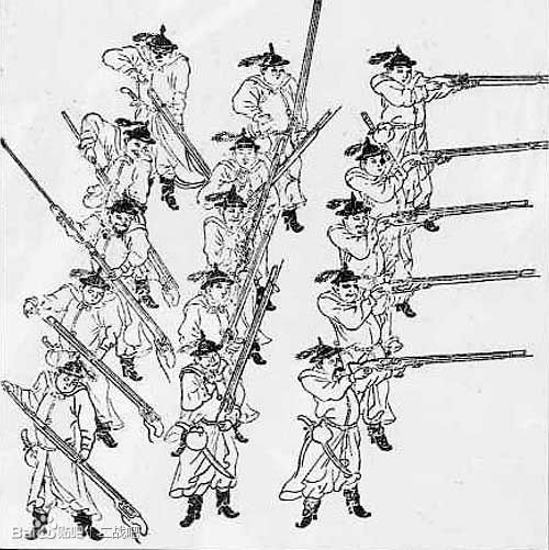明军三段击。公元１５４８年（明嘉靖二十七年），明军在收复被葡萄牙人侵占的双屿战斗中，俘获了一些善于制造火绳枪的日本人及枪枝。由马宪、李槐等人，学习了制造火枪的方法，并在其基础上，加以研究改进，于公元１５５８年（明嘉靖三十七年）造出了“比西番尤为精绝”的中国第一批火绳枪一万支，称之为“鸟嘴铳”，即鸟枪。