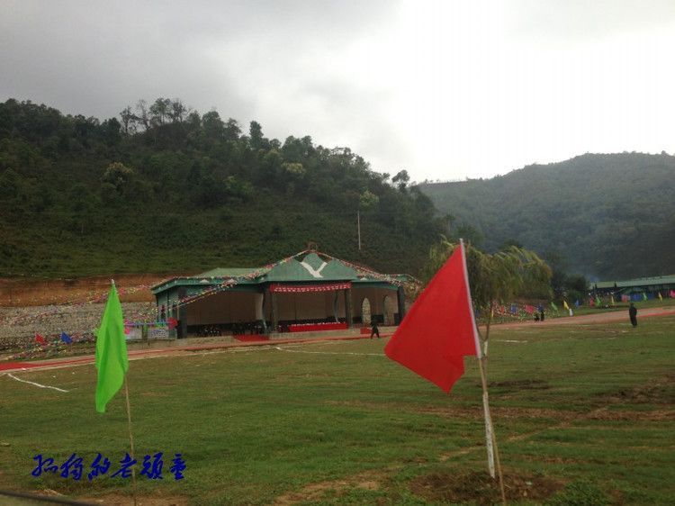 佤联军一九八九年四月十七日，是佤邦联合军建军节。原定名缅甸民族民主联合军，由于形势需要，一九八九年十一月四日，改名为佤邦联合军。