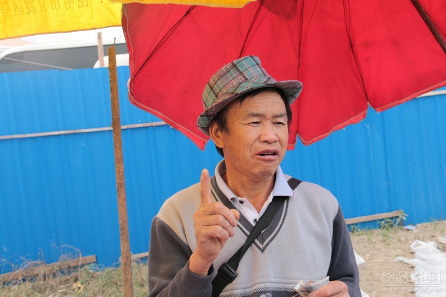 我问老板，这是真币吗？到了缅甸可以买东西吗？这6张缅甸纸币的实际价值是多少啊？ 老板说，这是缅甸的真币，我们是特地从缅甸的银行里换来的。实际价值嘛，值人民币8元，2元是我的手续费了。