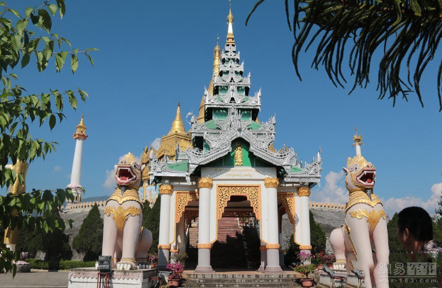 我们所到达的是“缅甸掸邦东部第四特区”的首府小勐拉。