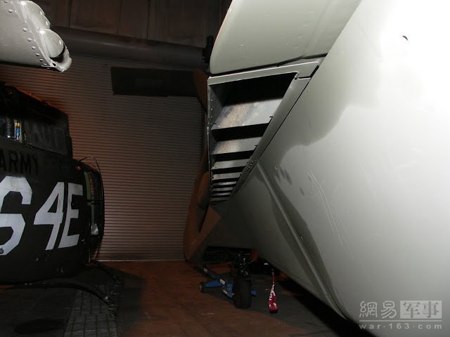 图为：“科曼奇”独特的发动机排气系统。