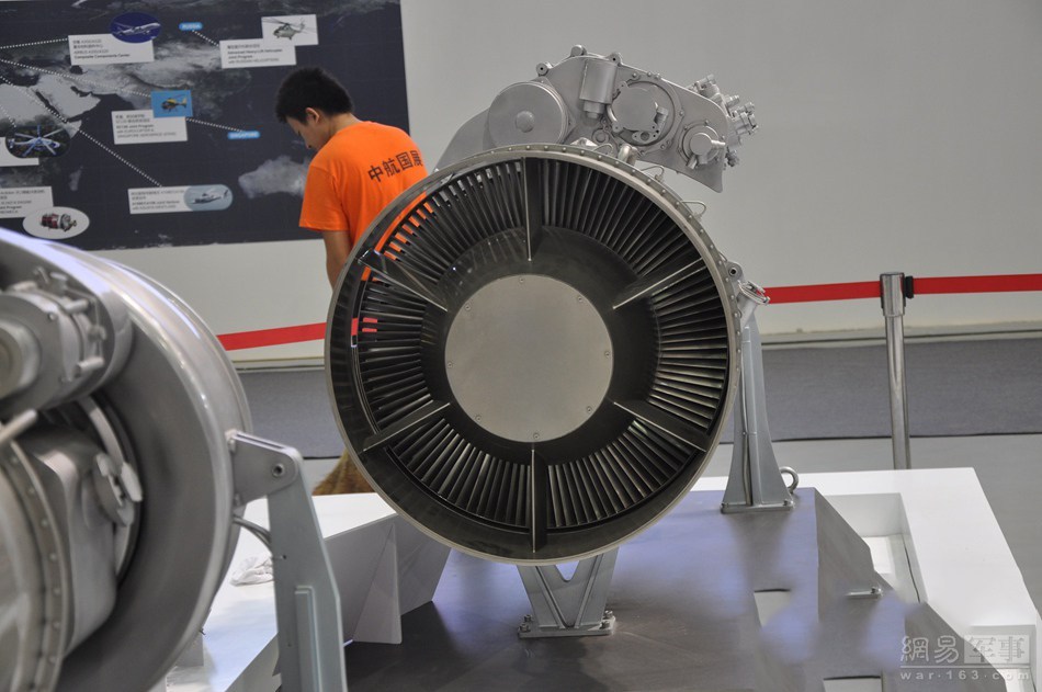 图为：中国5000千瓦级涡轴发动机细节照。