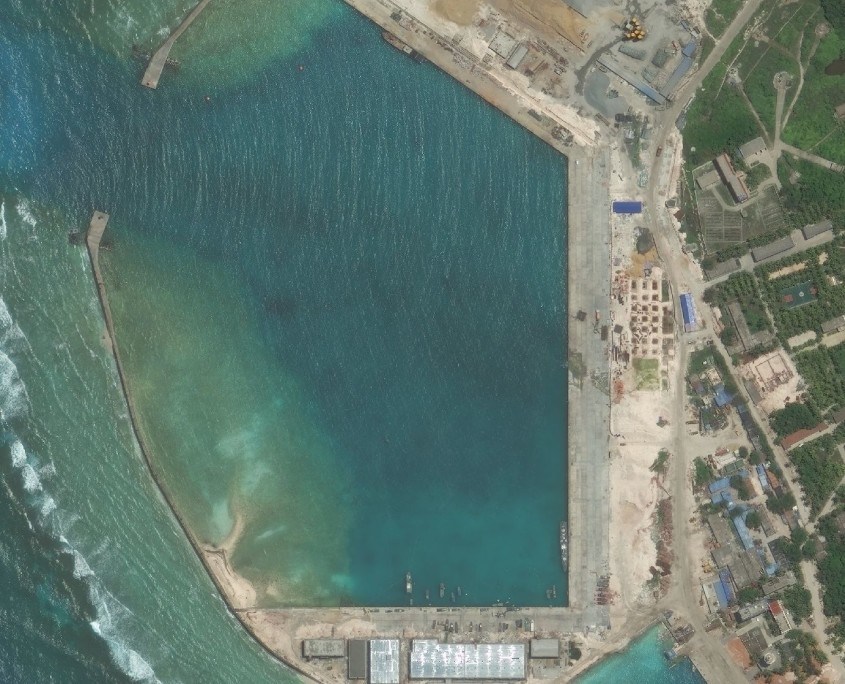 永兴岛面积由2.13平方公里扩大到2.6平方公里，增加了22%。（来源：网易综合）