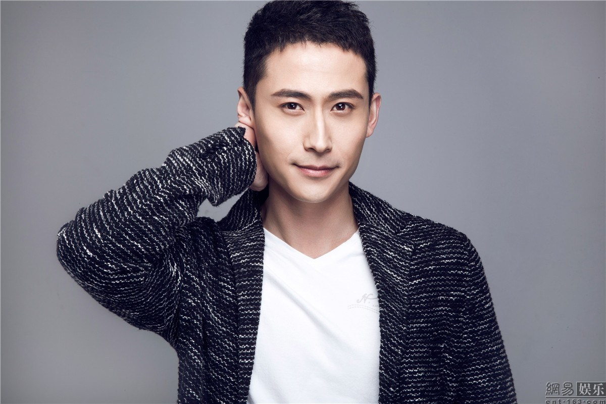 刘立写真帅气温暖 展新一代暖男魅力_手机网易网