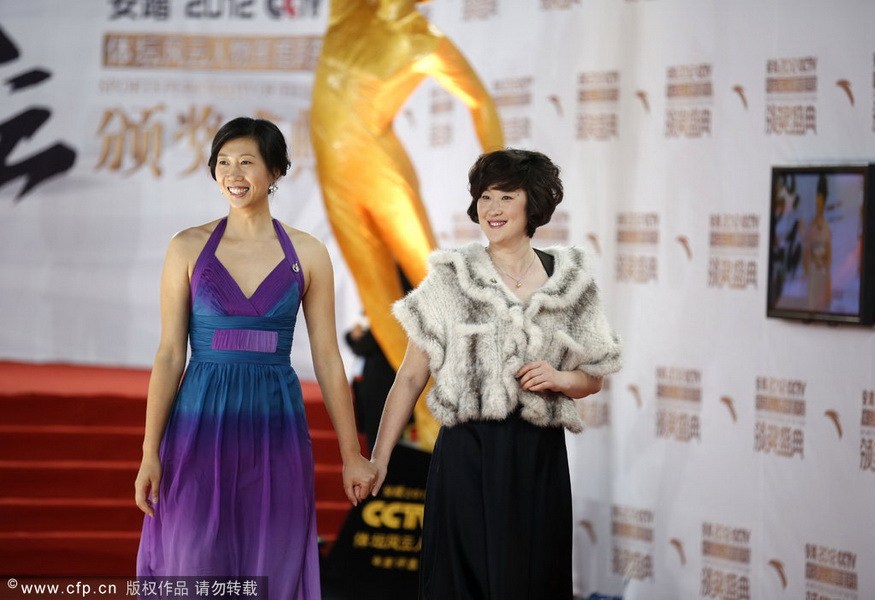 2013年1月19日晚7点30分，“2012CCTV体坛风云人物”颁奖盛典在国家体育馆举行。孙杨、叶诗文分获最佳男女运动员，姚明获评委会大奖。