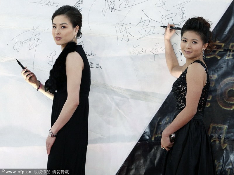 2013年1月19日晚7点30分，“2012CCTV体坛风云人物”颁奖盛典在国家体育馆举行。孙杨、叶诗文分获最佳男女运动员，姚明获评委会大奖。