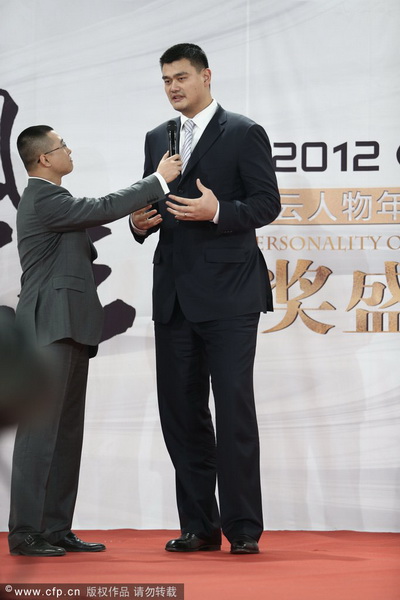 2013年1月19日晚7点30分，“2012CCTV体坛风云人物”颁奖盛典在国家体育馆举行。孙杨、叶诗文分获最佳男女运动员，姚明获评委会大奖。