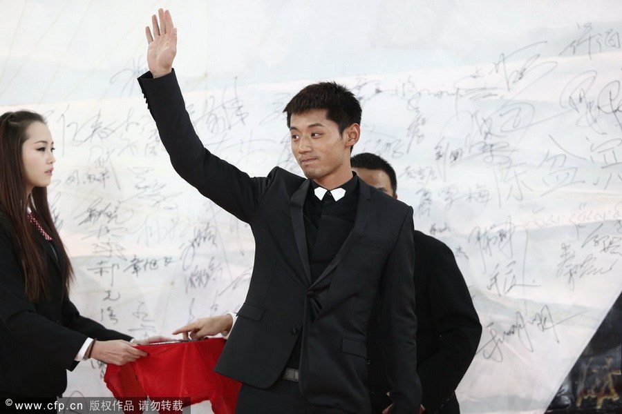 2013年1月19日晚7点30分，“2012CCTV体坛风云人物”颁奖盛典在国家体育馆举行。孙杨、叶诗文分获最佳男女运动员，姚明获评委会大奖。