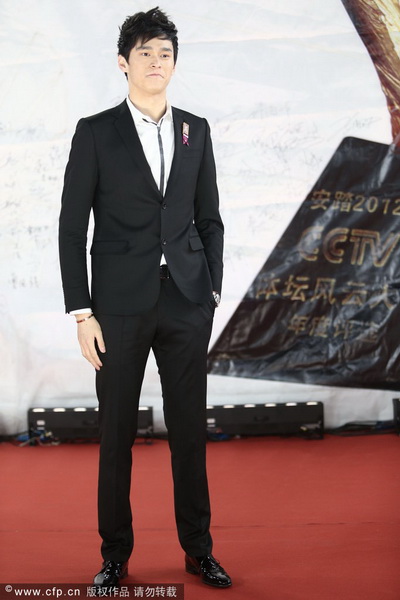 2013年1月19日晚7点30分，“2012CCTV体坛风云人物”颁奖盛典在国家体育馆举行。孙杨、叶诗文分获最佳男女运动员，姚明获评委会大奖。