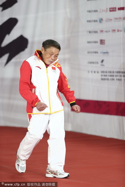 2013年1月19日晚7点30分，“2012CCTV体坛风云人物”颁奖盛典在国家体育馆举行。孙杨、叶诗文分获最佳男女运动员，姚明获评委会大奖。