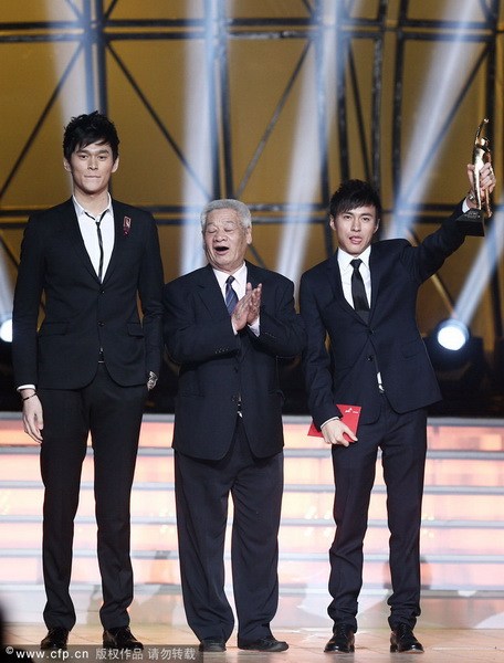 2013年1月19日晚7点30分，“2012CCTV体坛风云人物”颁奖盛典在国家体育馆举行。孙杨、叶诗文分获最佳男女运动员，姚明获评委会大奖。