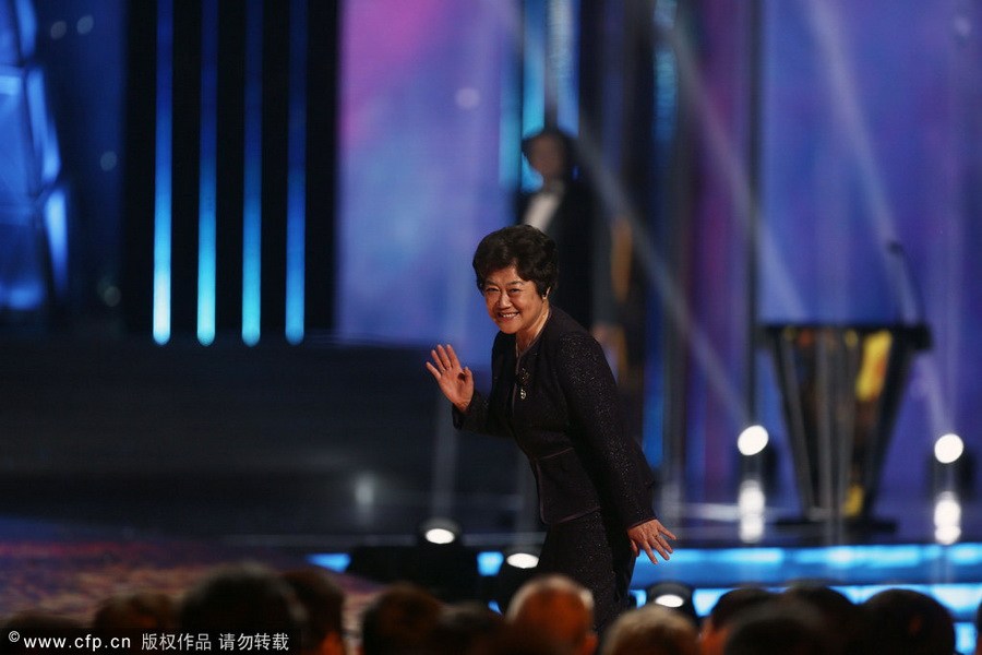 2013年1月19日晚7点30分，“2012CCTV体坛风云人物”颁奖盛典在国家体育馆举行。孙杨、叶诗文分获最佳男女运动员，姚明获评委会大奖。