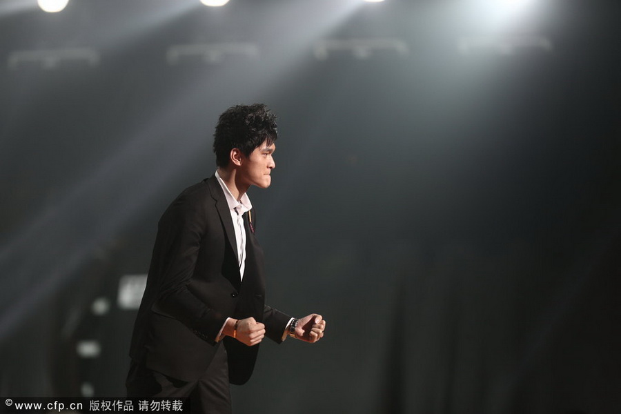 2013年1月19日晚7点30分，“2012CCTV体坛风云人物”颁奖盛典在国家体育馆举行。孙杨、叶诗文分获最佳男女运动员，姚明获评委会大奖。