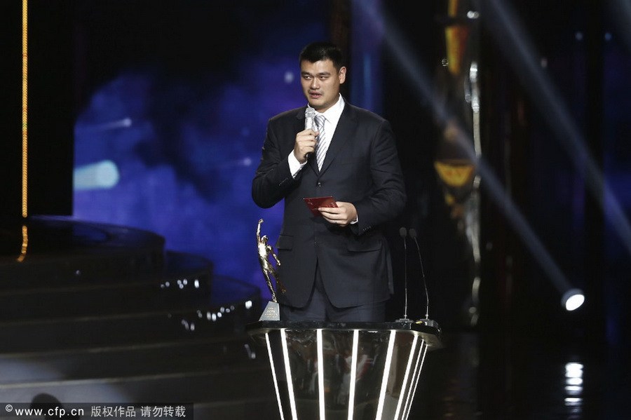 2013年1月19日晚7点30分，“2012CCTV体坛风云人物”颁奖盛典在国家体育馆举行。孙杨、叶诗文分获最佳男女运动员，姚明获评委会大奖。