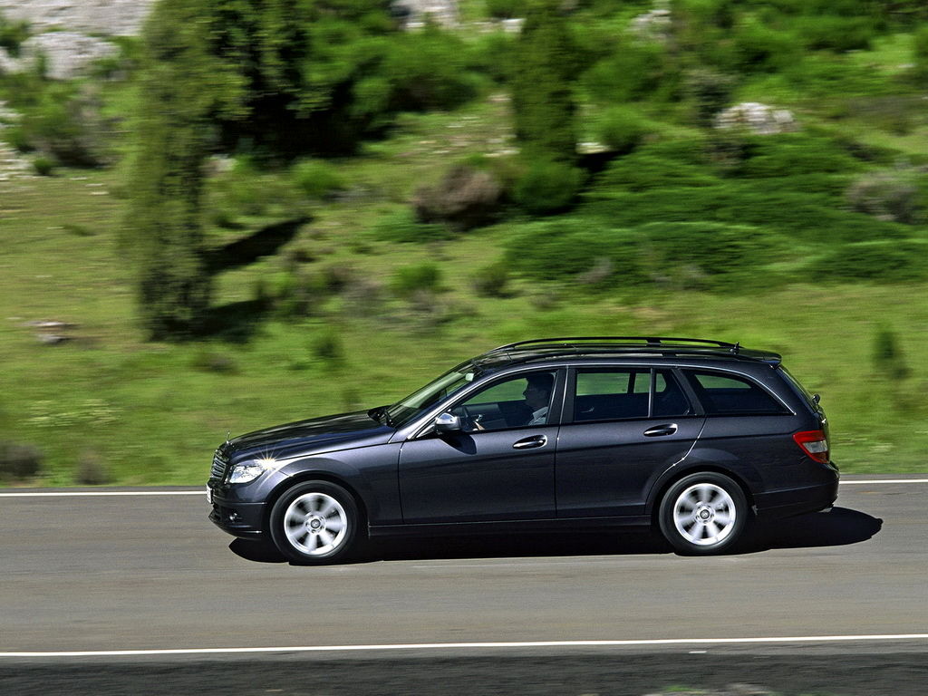 08款奔驰C级旅行车