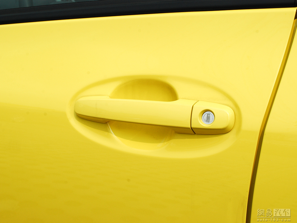 车辆提供:北京奥吉通丰瑞汽车销售有限公司　电话:010-65755588