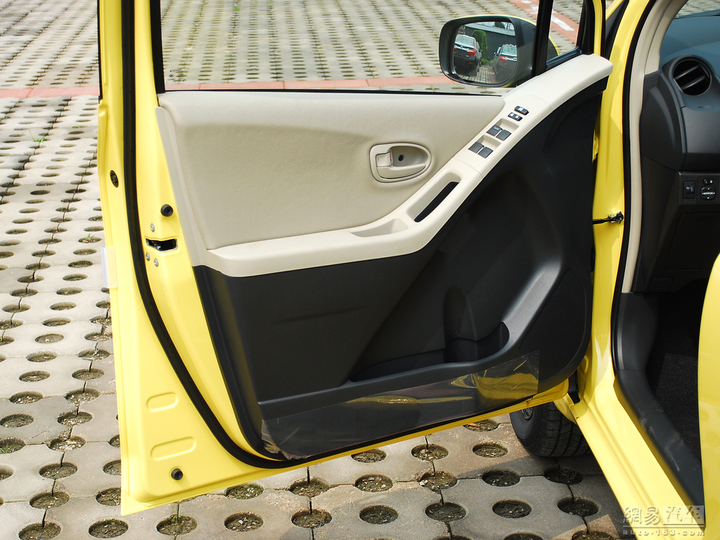 车辆提供:北京奥吉通丰瑞汽车销售有限公司　电话:010-65755588