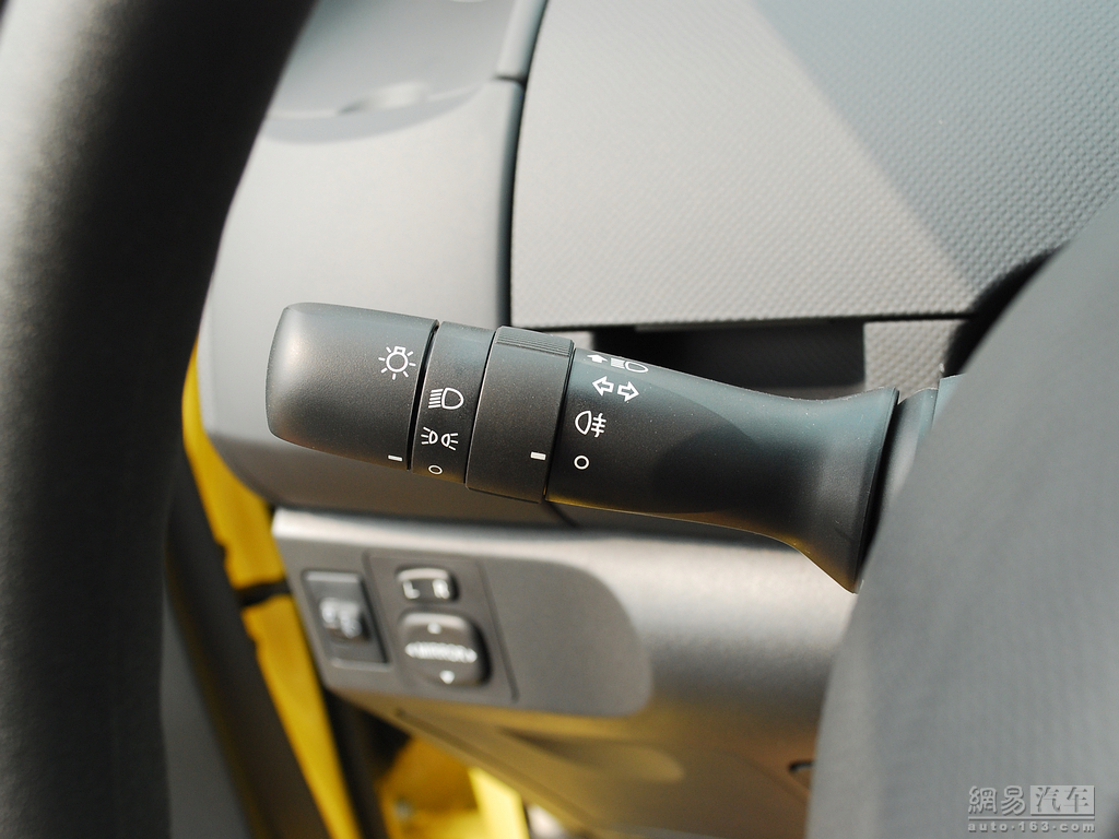 车辆提供:北京奥吉通丰瑞汽车销售有限公司　电话:010-65755588