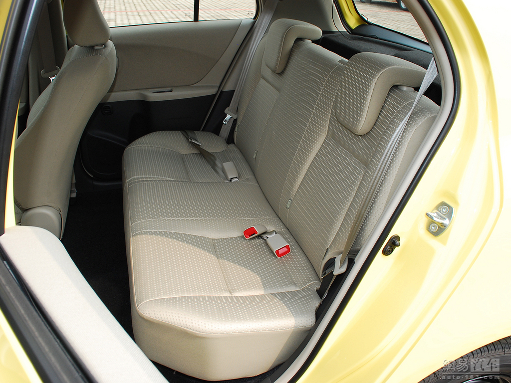 车辆提供:北京奥吉通丰瑞汽车销售有限公司　电话:010-65755588