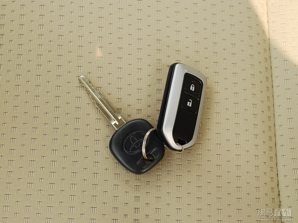 车辆提供:北京奥吉通丰瑞汽车销售有限公司　电话:010-65755588