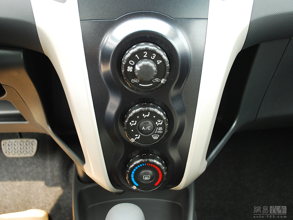 车辆提供:北京奥吉通丰瑞汽车销售有限公司　电话:010-65755588