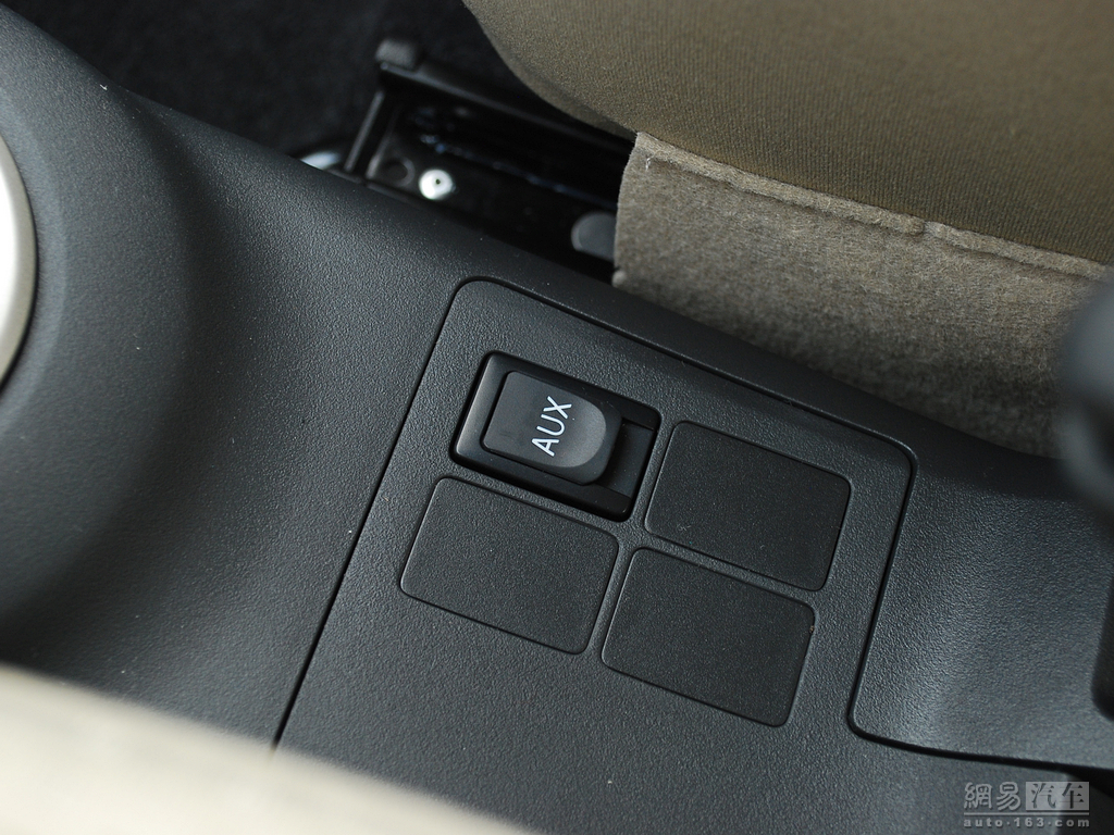 车辆提供:北京奥吉通丰瑞汽车销售有限公司　电话:010-65755588