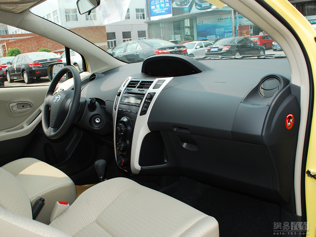 车辆提供:北京奥吉通丰瑞汽车销售有限公司　电话:010-65755588