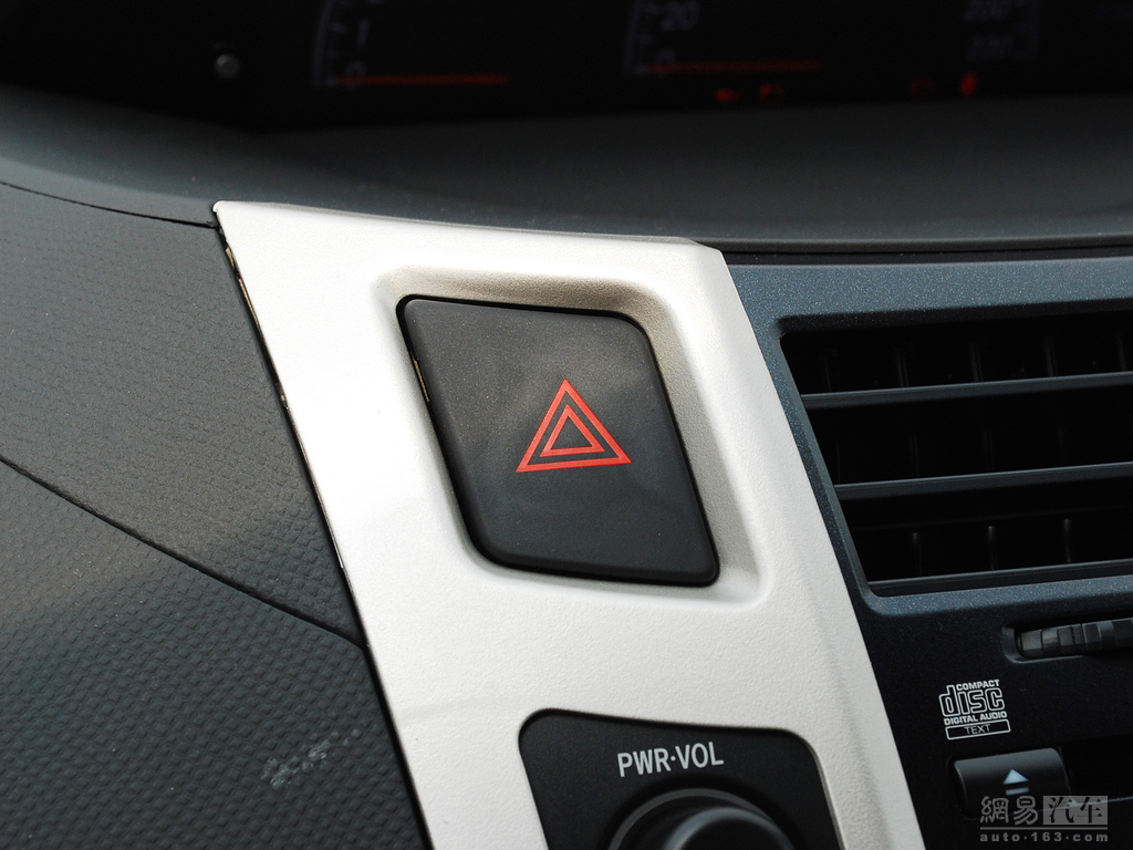 车辆提供:北京奥吉通丰瑞汽车销售有限公司　电话:010-65755588