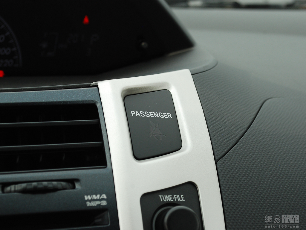 车辆提供:北京奥吉通丰瑞汽车销售有限公司　电话:010-65755588