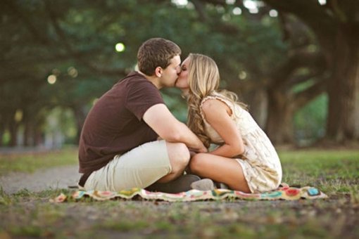  1991年7月在洛杉矶，从米歇尔(Michelle Monahan)的胃里，抽出了800毫升的精液(体积约相当于2听半可乐)。 