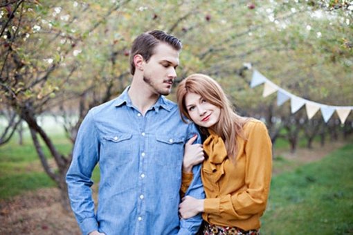  风险最大的是向阴道中大量吹气，不管是有意还是无意，这都可能是致命的，致死原因是空气进入生殖系统血管后，引起的肺动脉栓塞。症状出现后约30分钟就可能迅速死亡。(编者按：这是Sadock 1976年出的一本书上提到的，一般认为吹气行为对孕妇来说是非常危险的) 