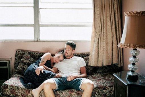  2004年，美国著名情色女星丽萨(Lisa Sparxxx)在一天内和919名男性发生性关系，成为一项新的世界记录(平均1分多钟搞定1位)。 