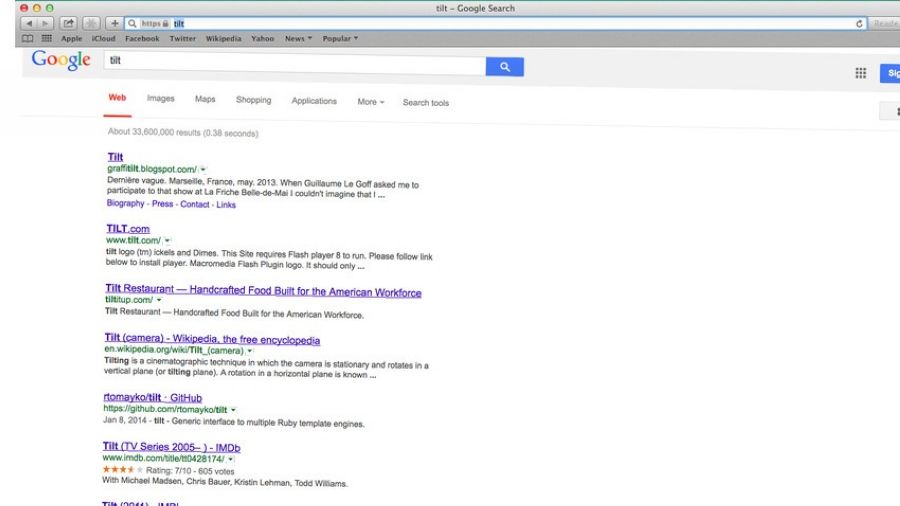 在Mac上打开谷歌首页，然后输入“tilt”按回车，就会发现搜索结果页面整个向右下方倾斜（其实这种情况在Windows电脑上一样会出现）。