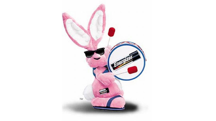 劲量电池(Energizer)的吉祥物，那只戴着墨镜的粉红色兔子在知名度上丝毫不逊色于以上任何一个吉祥物。在过去的25年里，这只时髦的兔子出现在劲量公司的每一款广告中。其实这只吉祥物一定程度上抄袭了另外一款知名电池品牌金霸王(Duracell)的吉祥物，金霸王的吉祥物同样是粉红色的兔子。