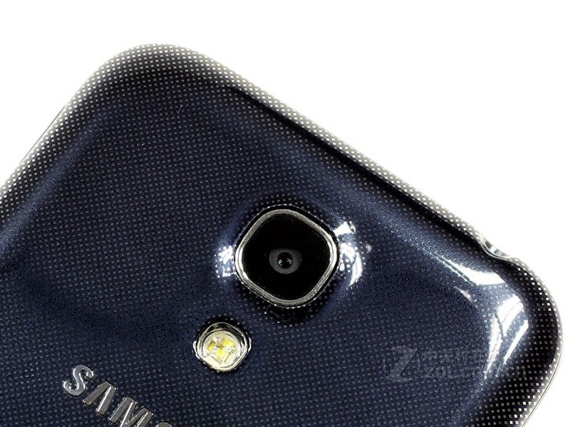 三星 GALAXY S4 Mini(i9190):类型:局部细节图,颜色:酷黑#000000