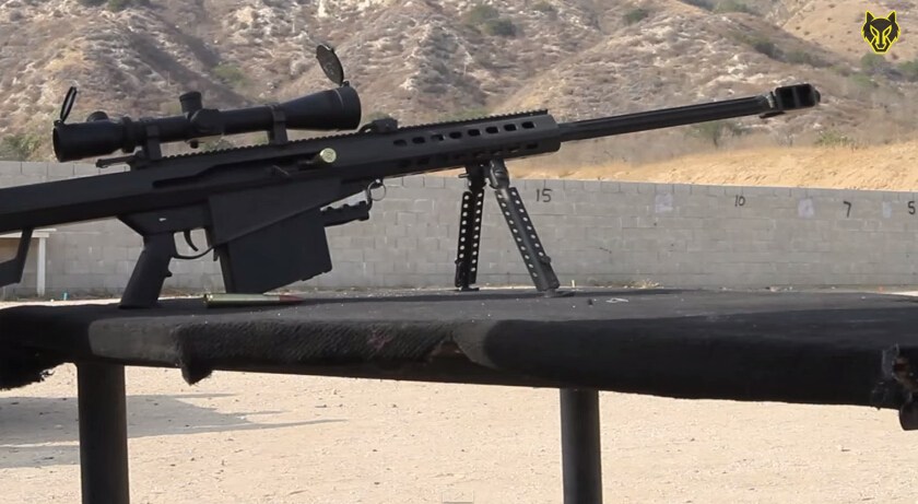 通常情况下，手机测试一般多在厂商的实验室进行，比较常见并且可以随时被模拟的就是跌落测试，然而国外测试团队FullMag，专门利用个大口径枪械枪机各类消费电子产品做测试，有用户认为这种测试是产品成本增加的一部分，也有用户认为这种测试除了噱头，毫无存在的意义。