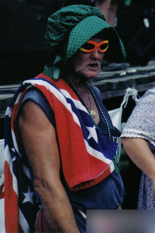 美国超滑稽红脖子运动会