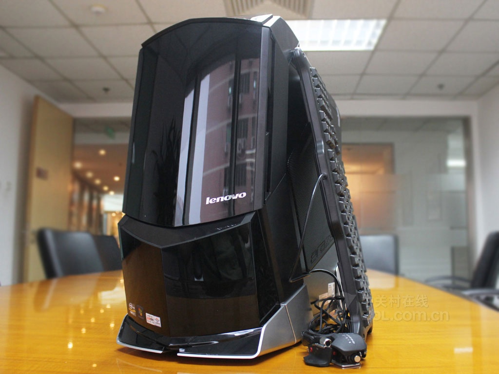 erazer x700(i7 3930k/2.5gb独显)