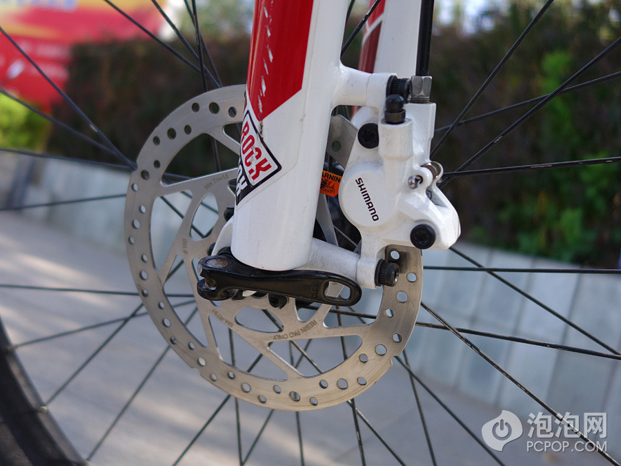 挑战者550前轮的油碟卡钳和刹车片，平时很少用到，状态还很好。

－－－－－－－－－－－－－－－－－－－－－－－－－－－－－－－－－－－－－－－－－－－－－－－－－－－－－－－－

山地车相关配件：【】【】【】【】【】（来源：泡泡网）