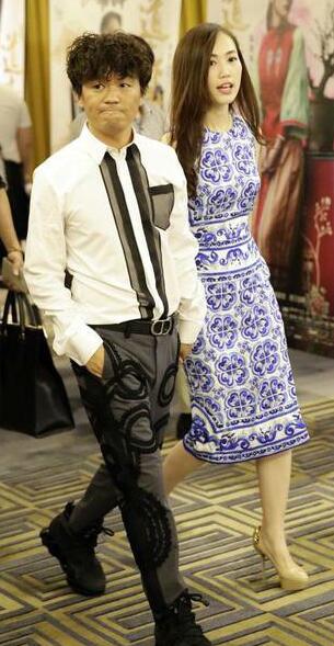 王宝强、马蓉昔日恩爱照（资料图）（来源：网易娱乐）