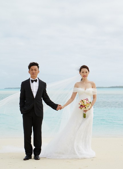 王宝强与老婆再拍婚纱照（资料图）（来源：网易娱乐）