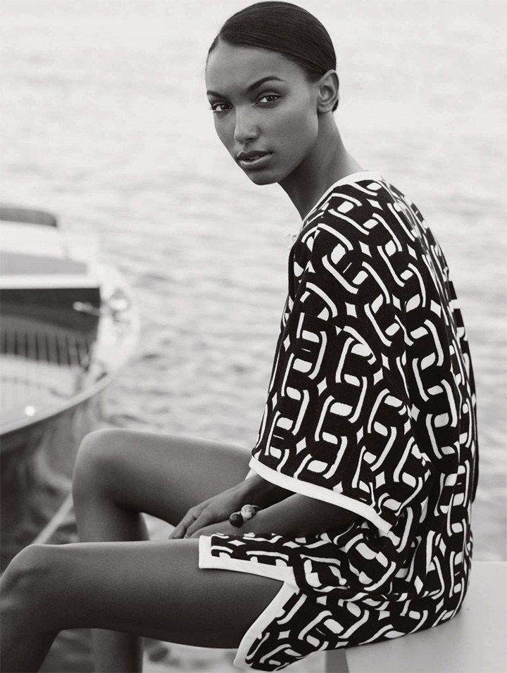 维密天使海滩主题大片 演绎奢华海洋风