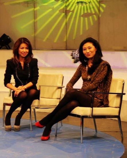 叶明子（左）、party女王谈雪晶（右）（来源：网易社区）