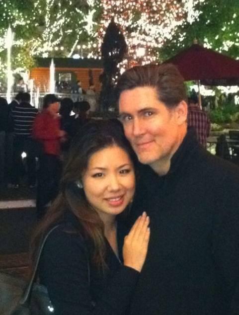 叶明子与丈夫美国人Jonathan Mork（来源：网易社区）