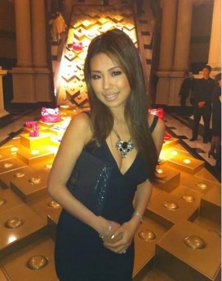 时尚派对上的叶明子（来源：网易社区）