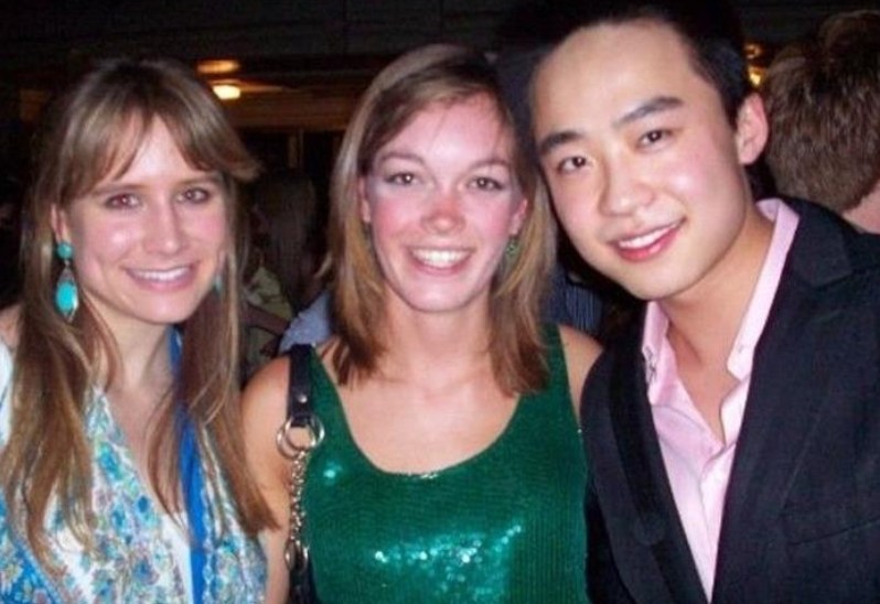 各国的领导人都有自己的子女，有的勤奋好学成为父母的得力助手，但是有的却花天酒地给自己的父母带来了很坏的影响。这组图片让网友了解世界各国领导人的“败家子女”。