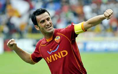 帕努奇首开纪录武齐尼奇建功 罗马2-0亚特兰大_网易体育