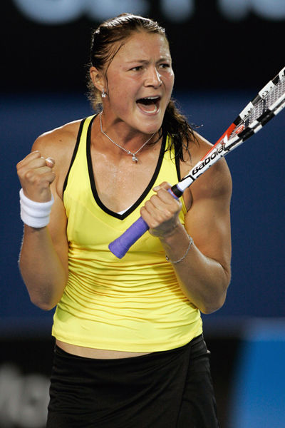 萨芬娜艰难击败多克奇首进澳网4强俄内战pk兹娃