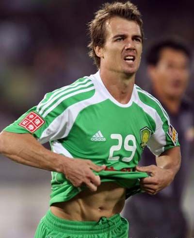 大菲进球谭望嵩染红 国安1-0天津继续领跑中超